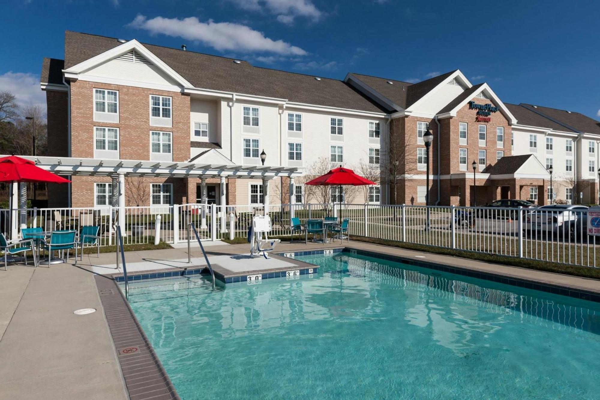Towneplace Suites Suffolk Chesapeake Exterior photo