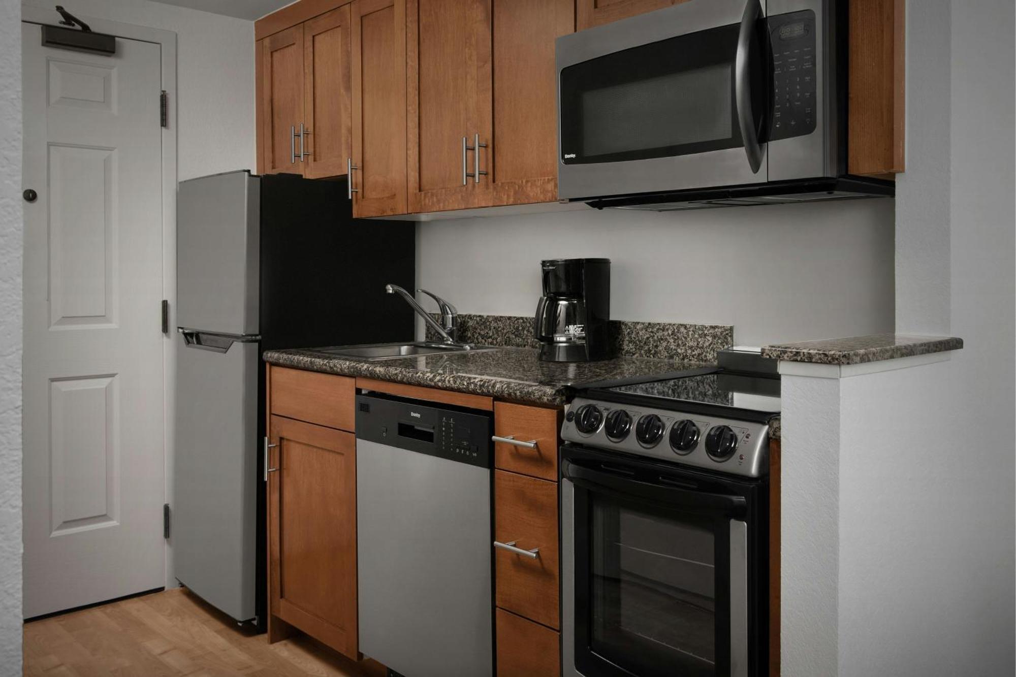 Towneplace Suites Suffolk Chesapeake Exterior photo