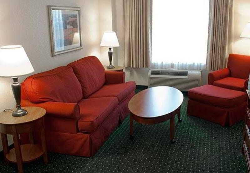 Towneplace Suites Suffolk Chesapeake Exterior photo